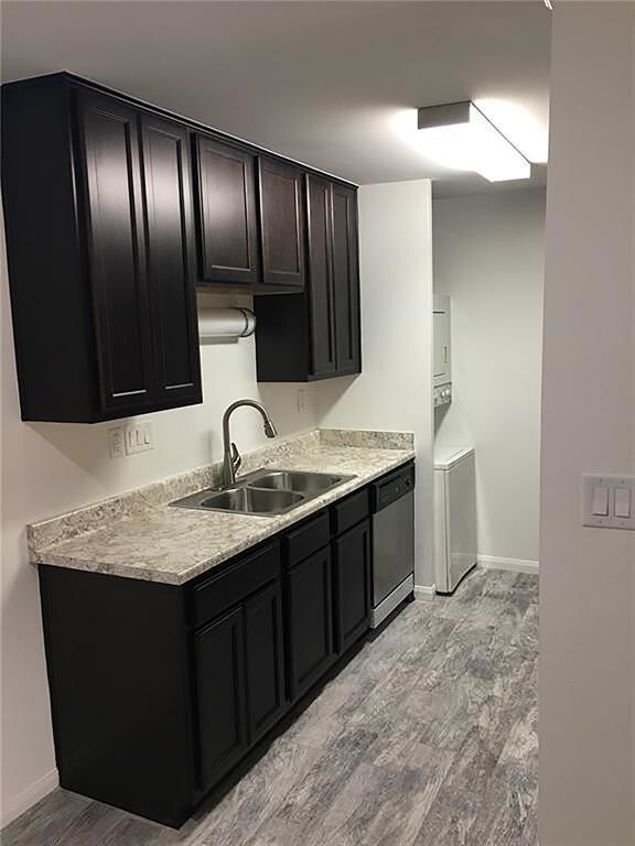 Building Photo - 1860 White Oak Dr