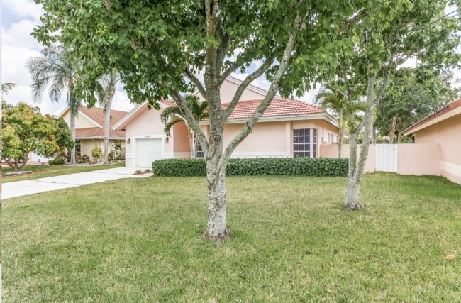Foto del edificio - 20540 NW 7th St