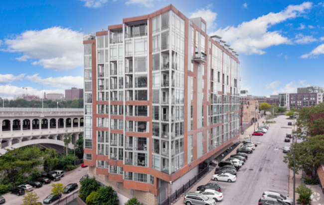 Building Photo - 2222 Detroit Ave