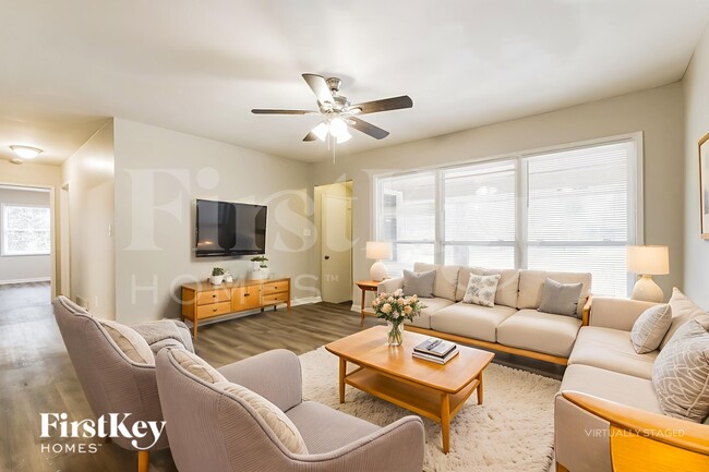 Building Photo - 2596 Yale Terrace