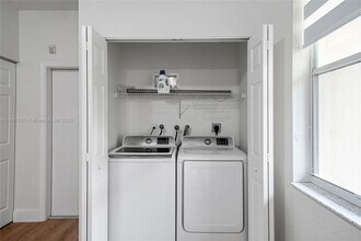 Building Photo - 2267 Cordoba Bend