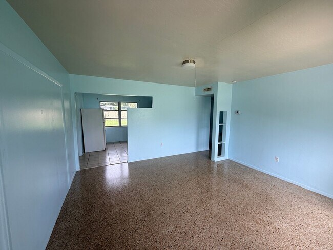 Foto del edificio - 5227 Tangerine Dr