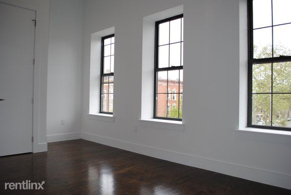Building Photo - 2303 Avenue D