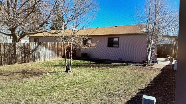 Building Photo - Great Duplex in Loveland
