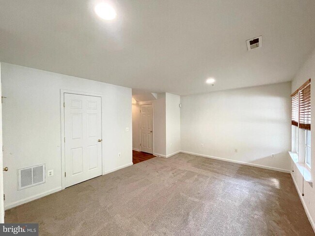 Foto del edificio - 22749 Bayside Way