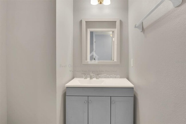 Foto del edificio - 1225 Countrymen Ct