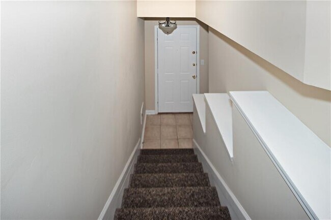 Foto del edificio - 4248 River Green Dr NW