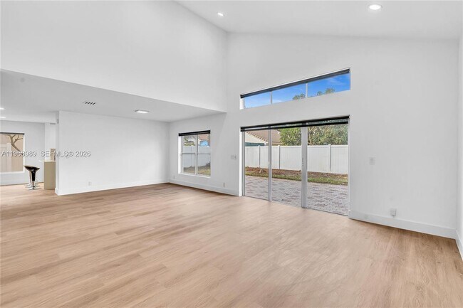 Foto del edificio - 4917 SW 32nd Way