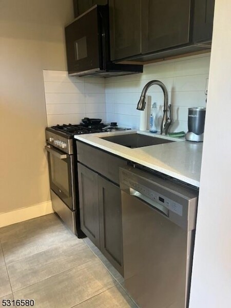 Foto principal - 2 Beech Spring Dr
