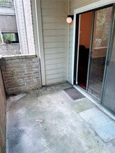 Building Photo - 3500 Tangle Brush Dr