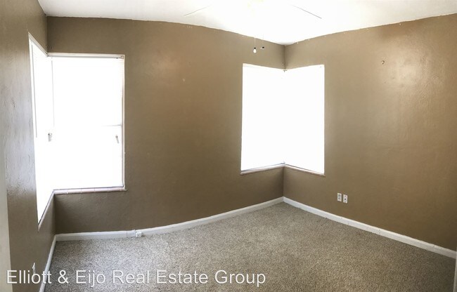 Building Photo - 1619 Shore Acres Dr