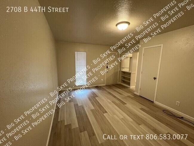 Building Photo - 2708 44th St