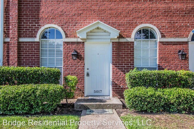 Building Photo - 1 br, 1 bath House - 5017 Birchman Ave.
