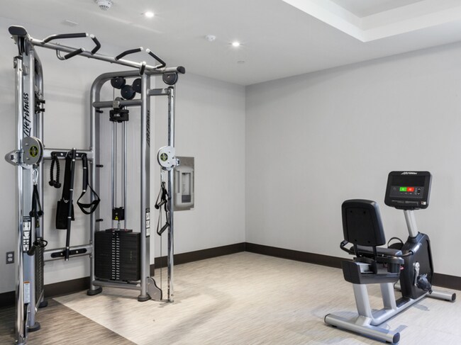 Foto del edificio - The Cornerstone at Hauppauge 55+ Active Adult Apartment Homes