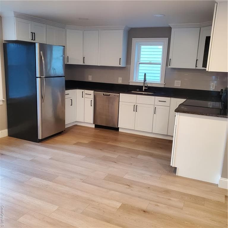 Building Photo - 70 New Paltz Rd