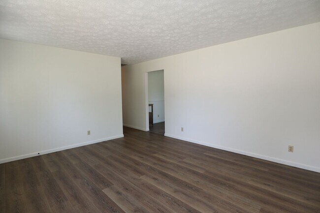 Foto del edificio - 3 Bedroom Thorntown Rambler!