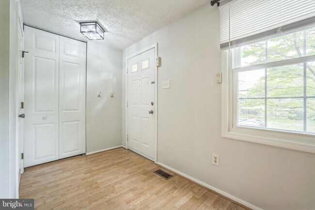 Foto del edificio - 10301 Granite Creek Ln