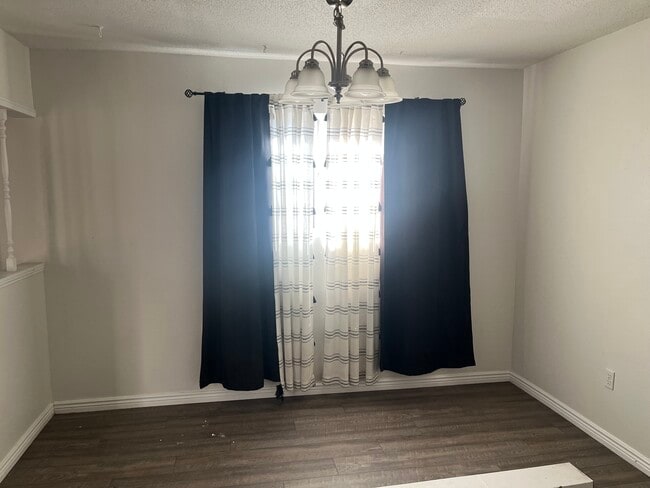 Building Photo - 4026 Shelley Ave