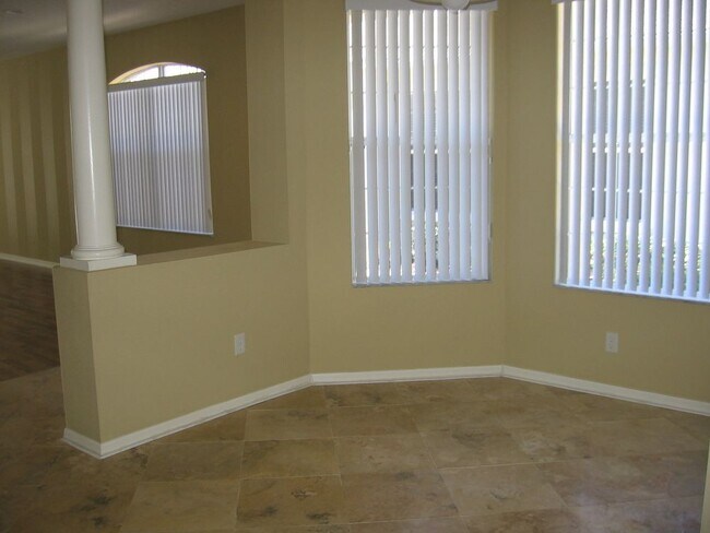 Foto del edificio - Stunning Fishhawk Villa