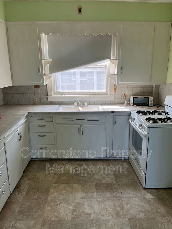 Foto del edificio - 521 W High St