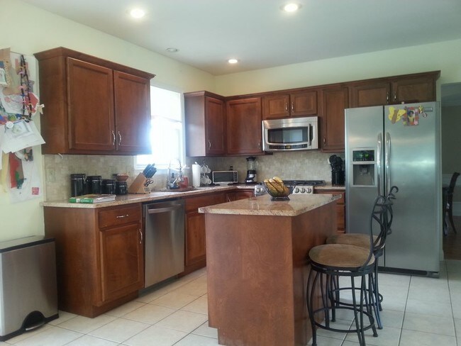 Foto del edificio - 106 Highland Ct