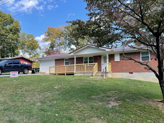 Building Photo - 119 Washington Cir