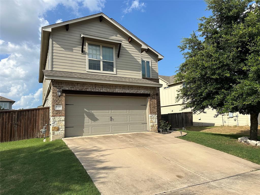 Foto principal - 8020 Annalise Dr