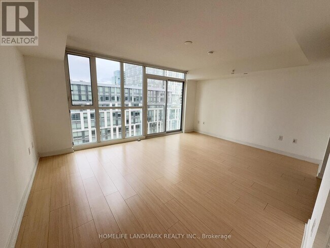 Building Photo - 85 Queens Wharf Rd