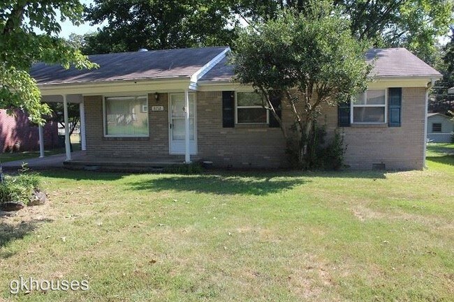 Building Photo - 3 br, 1.5 bath House - 8712 Claremont Ave