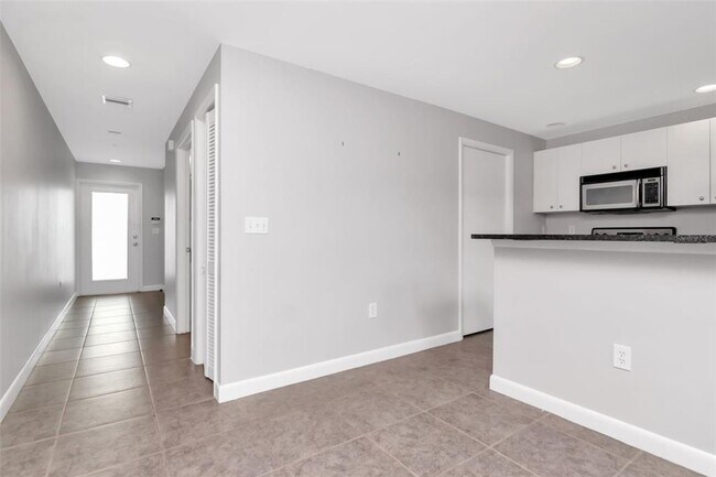 Foto del edificio - 1621 E 4th Ave