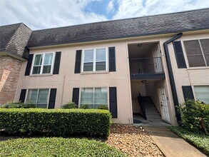 Building Photo - 1807 Stoney Brook Dr