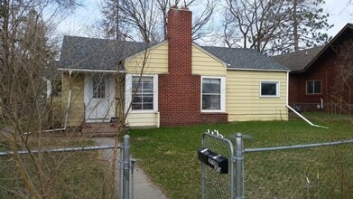 Building Photo - 1421 Beltrami Ave NW