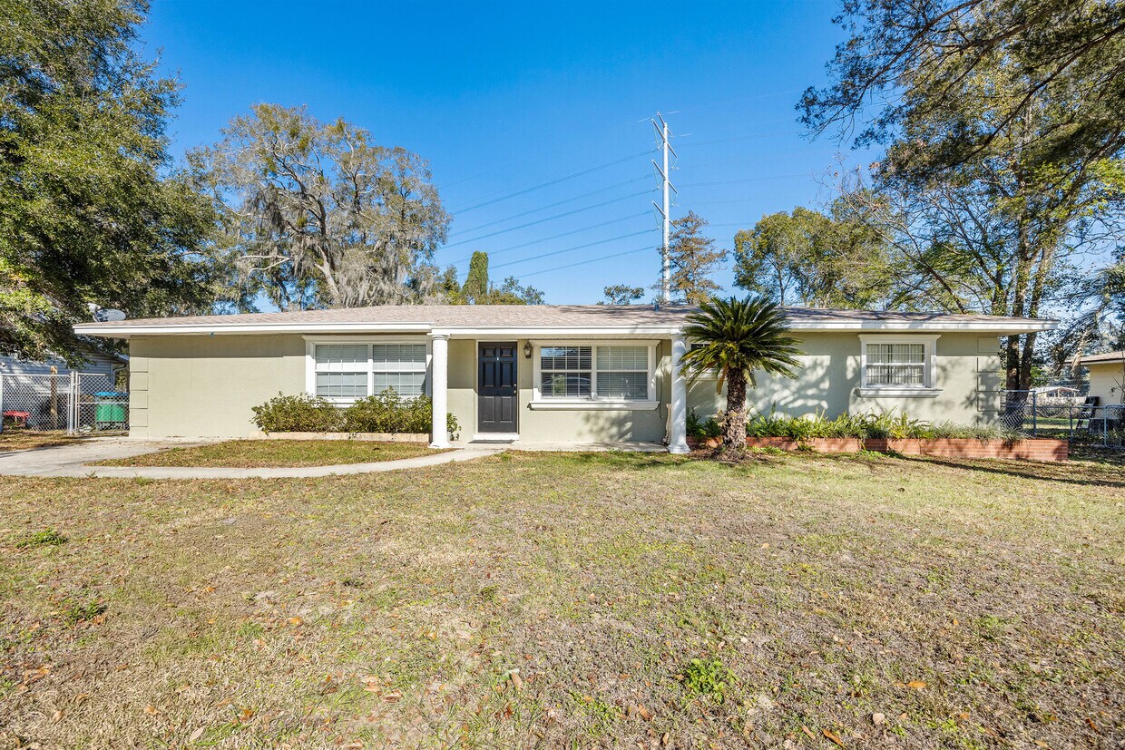 Foto principal - 1499 NE 59th St