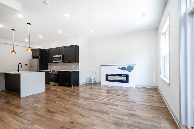 Photo - 2229 N 33rd St Apartment