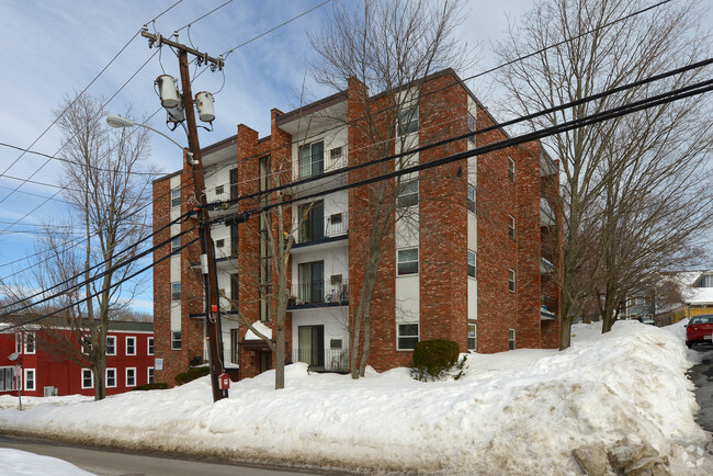 Foto del edificio - Newbury Avenue