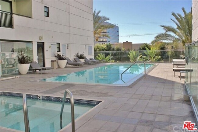Foto del edificio - 1234 Wilshire Blvd