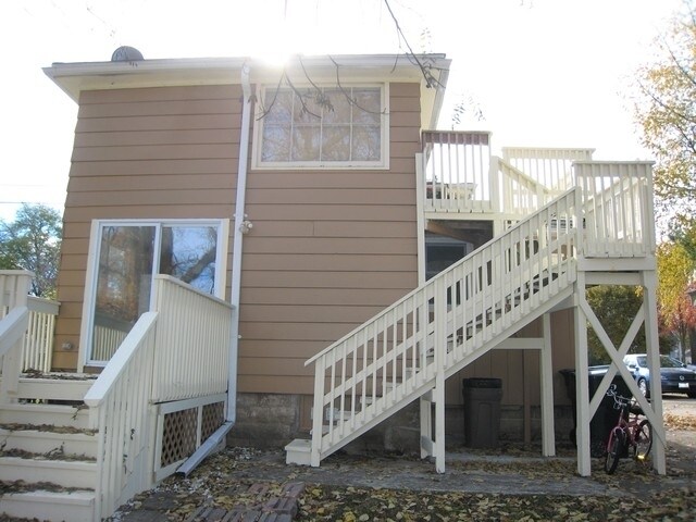 Building Photo - 521 E Wilson St