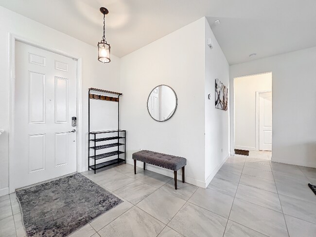 Foto del edificio - 12579 NW Milestone Pl