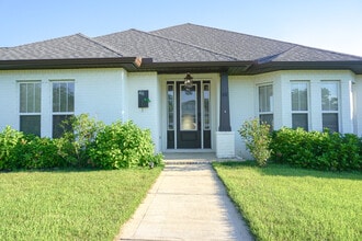 Building Photo - 48 9th Ave