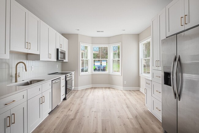 Building Photo - New Construction: 3 bed/2 bath Home in the Brentwood/Nippers Corner neighborhood, One Car Garage