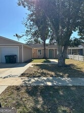 Building Photo - 508 Chateau Cir