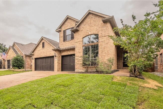 Foto del edificio - 9732 Ben Hogan Ln