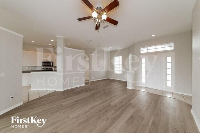 Building Photo - 5410 Lovett Rd