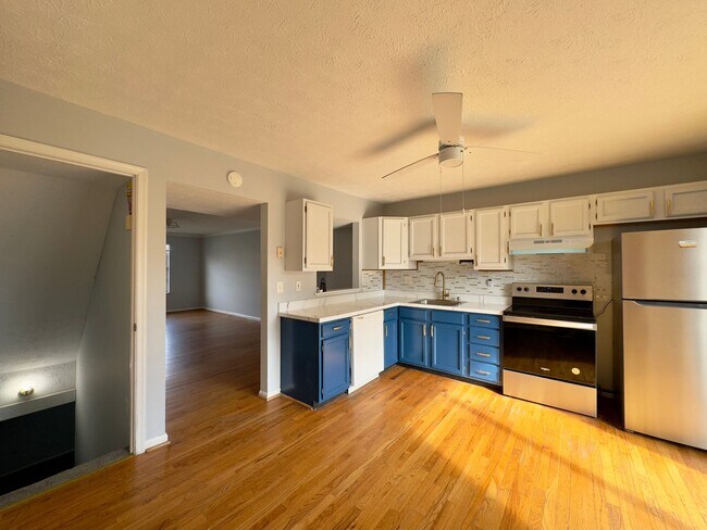 Foto del edificio - Charming 2 Bedroom/2 Bathroom Townhome in ...