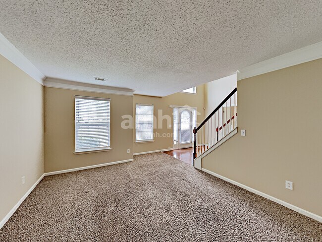 Building Photo - 515 Shire Lane