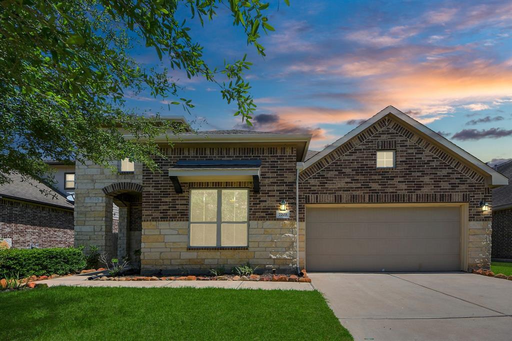 Foto principal - 7203 Pearl Terrace Ln