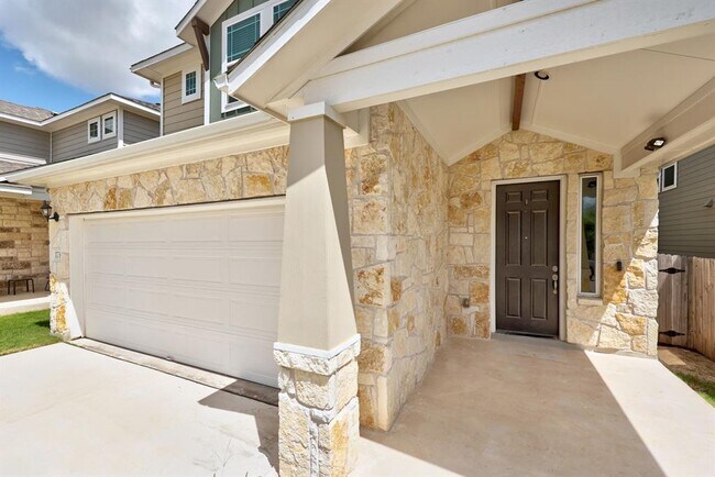 Building Photo - 173 Riverhill Dr