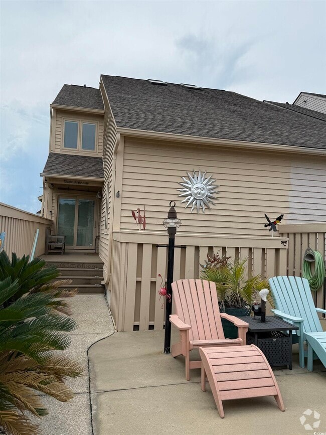 Building Photo - 4034 Fairway Lakes Dr