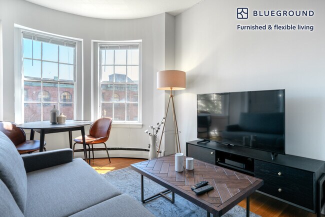 Building Photo - 179 St Botolph St