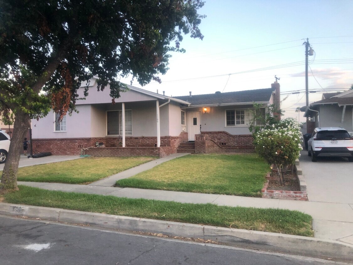 1160 W Edna Pl, Covina, CA 91722 House for Rent in Covina, CA